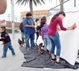 Realizan niños y niñas mural para festejos de Fundación de Reynosa
