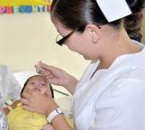 Inmunizan a niños contra la influenza