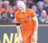 ¡Holanda y Robben fuera!
