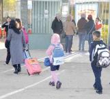 Por bajas temperaturas dejan a decisión de padres llevar a sus hijos a centros escolares