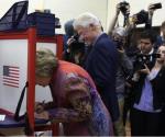 Vota Hillary Clinton en NY; confía en su victoria