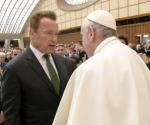 Schwarzenegger se reúne con el Papa Francisco