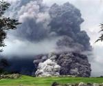Continúan rescates tras erupción de volcán de fuego en Guatemala