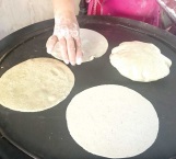 Los mexicanos prefieren tortillas hechas a mano
