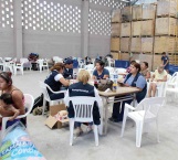 Crean voluntarias comedor para los damnificados, se ubica en una bodega