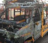 Se incendia transporte escolar en colonia Granjas Económicas