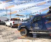 Abandonan en camioneta a un muerto y 4 amarrados por carretera a Monterrey