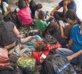 Se quedan migrantes atascados en México