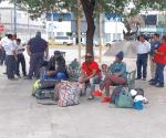 Plaza atrae a migrantes