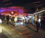 Vuelca camión con empleados de maquiladora; 6 muertos y 70 heridos