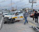 Carambola en carretera a Monterrey deja tres lesionados