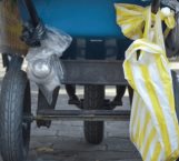 Alertan por multas falsas por dar bolsas de plástico