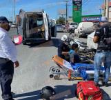 Se impacta motociclista contra un camión