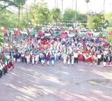 Participan 18 escuelas en el tradicional desfile