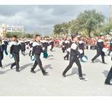 Realizan desfile por Revolución Mexicana