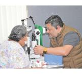 Exhortan prevenir y controlar glaucoma