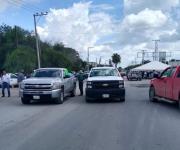 Productores de sorgo cierran paso a camiones en puente de Nuevo Progreso